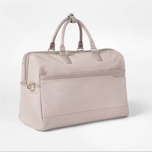 Signature Weekender Bag Open Story